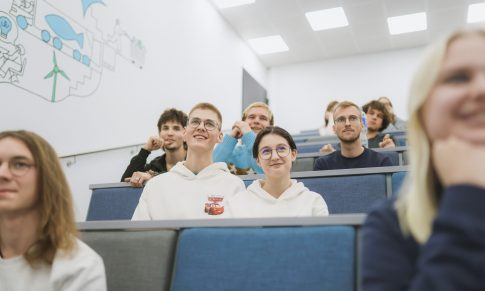 Aktualu būsimiesiems studentams: kokias stipendijas skiria universiteto partneriai?