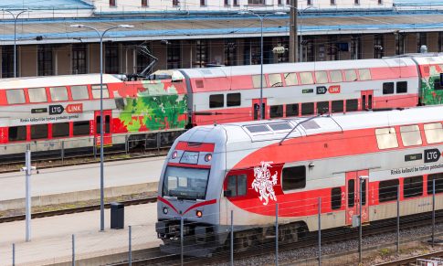 Išskirtinis pasiūlymas studentams – kelionės traukiniu net 60 proc. pigiau!
