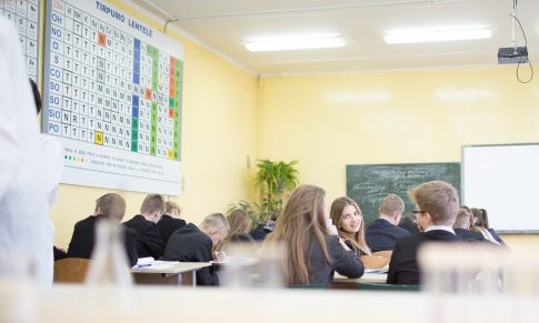 Vilniaus, Šalčininkų, Trakų ir Švenčionių rajonuose tautinių mažumų ir vienintelėms rajono lietuviškoms mokykloms leidžiama sumažinti mokinių skaičių
