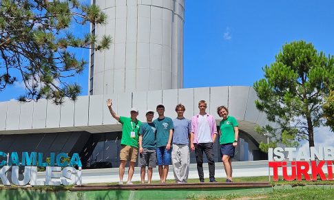 Tarptautinėje geografijos olimpiadoje Lietuvos mokinių komanda antrus metus užėmė pirmąją vietą