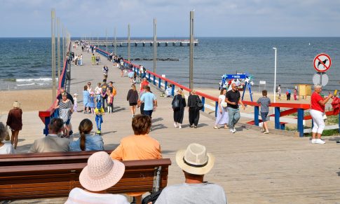 Tarptautinis architektūros simpoziumas „Modernistinė medinė architektūra ateičiai. Palanga“