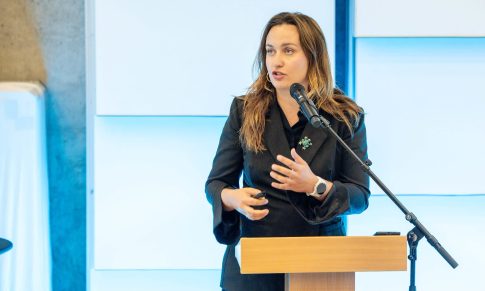 Konferencijos „Pagarba mokytojui – pasitikėjimas mokykla“ pranešimai. Kaip užkirsti kelią perdegimui?