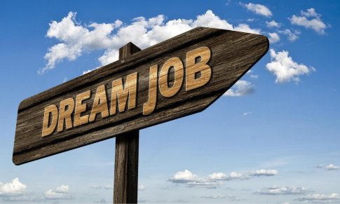 Techninių įgūdžių negana: kaip darbdaviui pamatyti tai, ko neparodo CV?