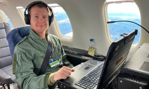 Daugiau nei 100 „ne“ nesustabdė: VILNIUS TECH absolvento kelias į pirmąją pasaulyje pilotų bandytojų mokyklą
