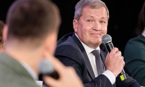 Konferencijos „Pagarba mokytojui – pasitikėjimas mokykla“ pranešimai. Lietuvos švietimo sistema – viena iš keturių atspariausių pasaulio švietimo sistemų