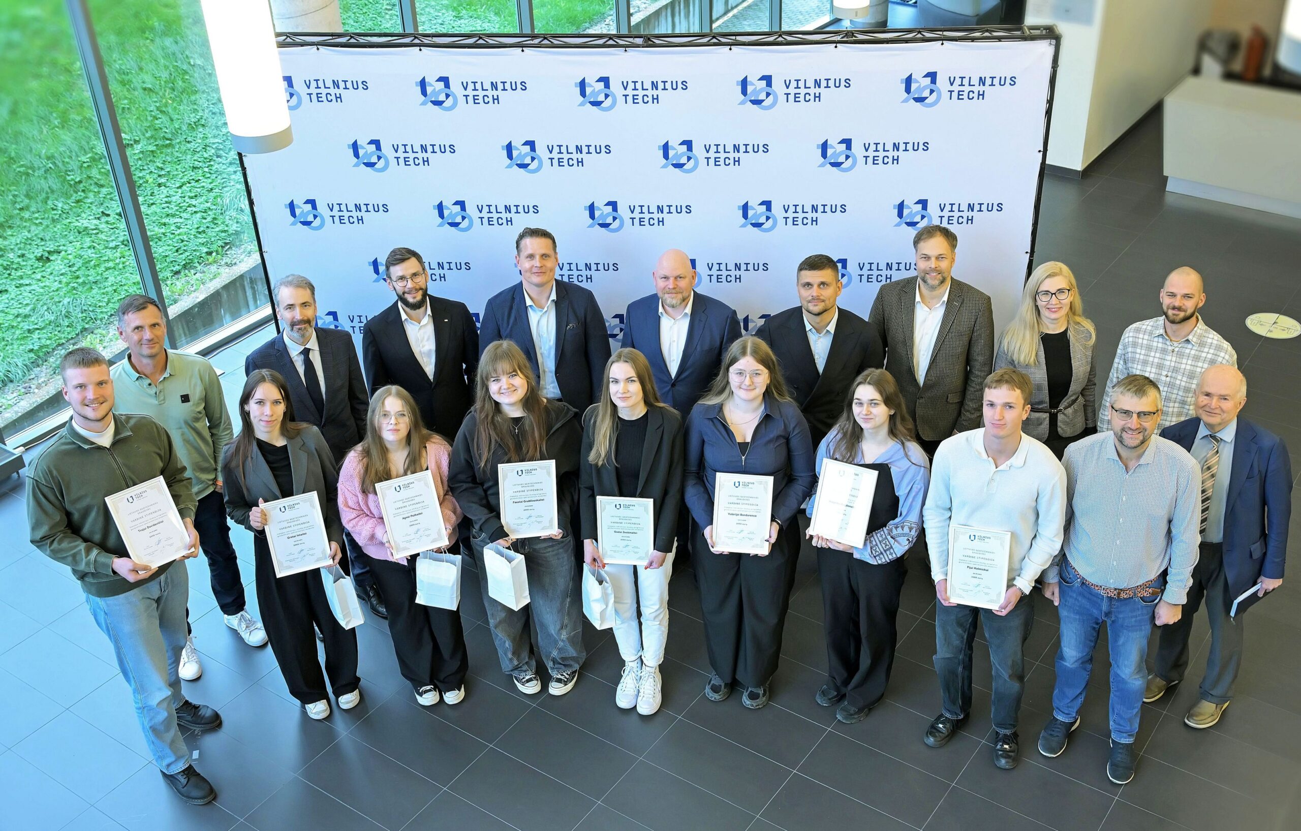 lietuvos-geotechnikos-draugija-skiria-stipendijas-vilnius-tech-studentams