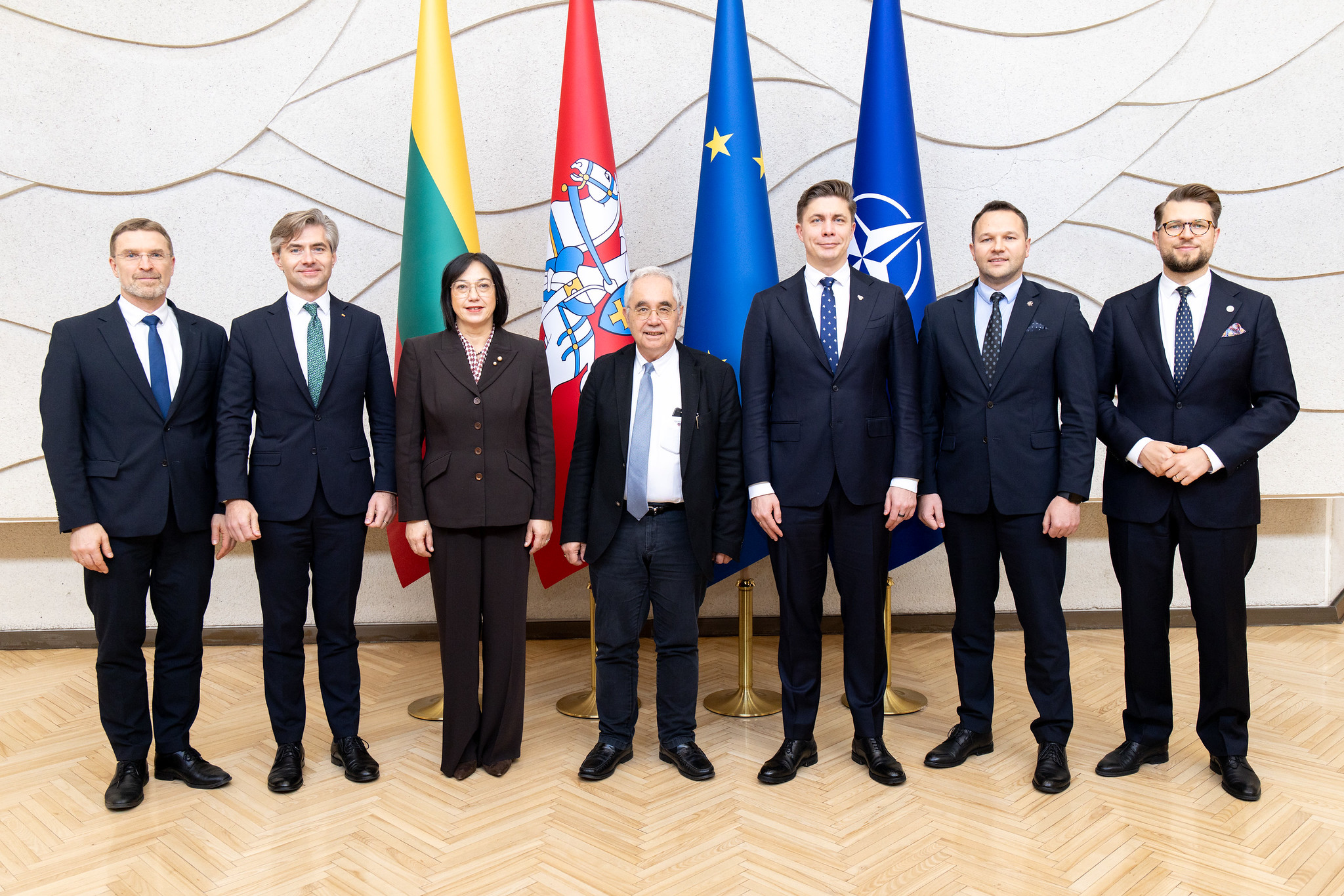 cern tarybos-prezidentas-prof-c.-fountas:-lietuva-padare-didele-technologine-pazanga-ir-yra-laukiama-cern-seimoje